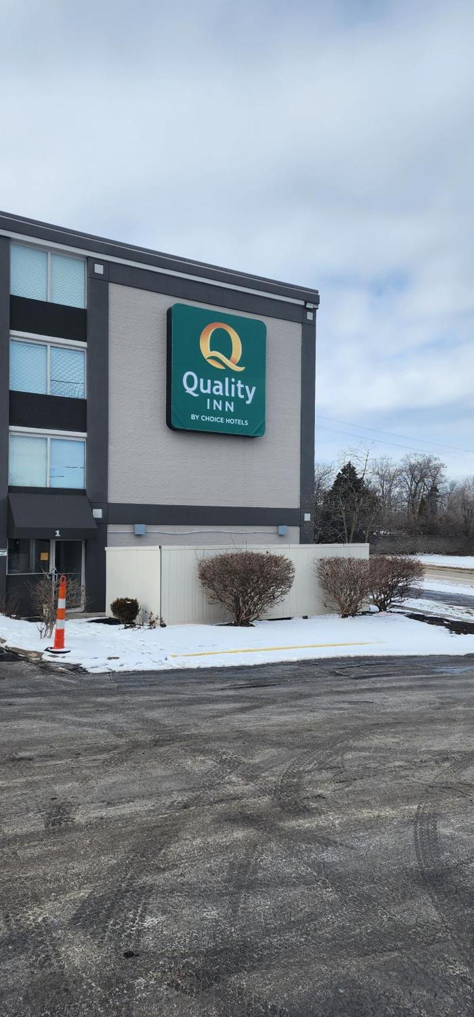 Quality Inn Dayton Airport Englewood Exterior photo